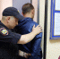 Работница банка помогла полиции задержать курьера аферистов в Наро-Фоминске - Regions.Ru